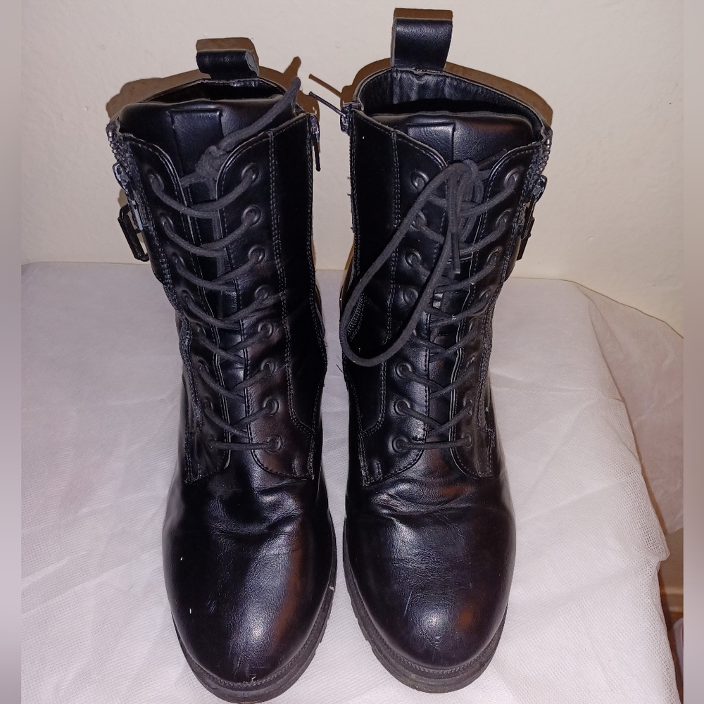 Used boots 💙 - Picture 1 of 5